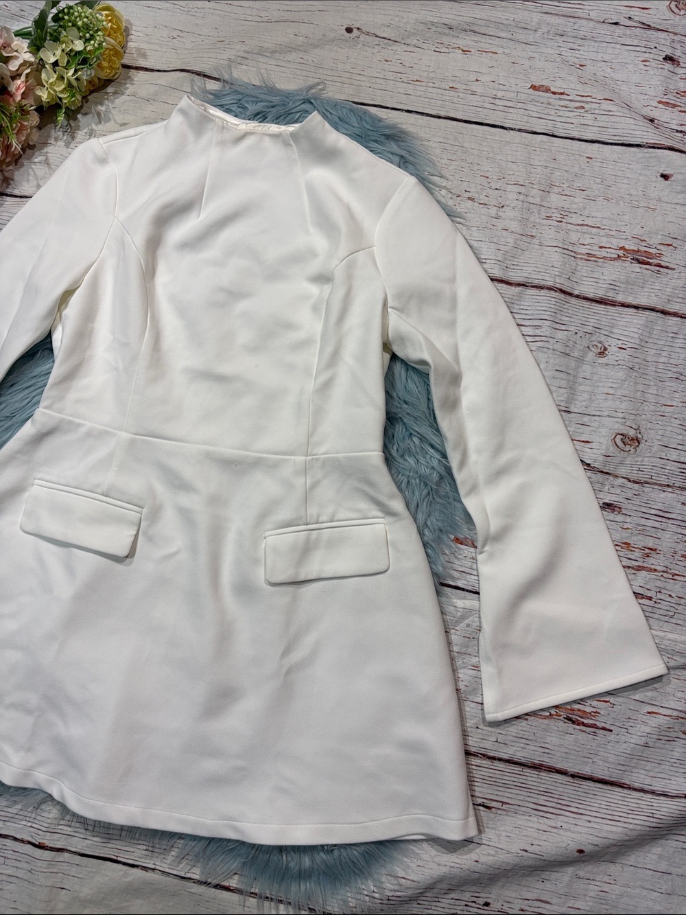 NWT Showpo. CARLSON MINI High Neck Sleeve Cocoon Skirt Dress In White - Picture 6 of 10